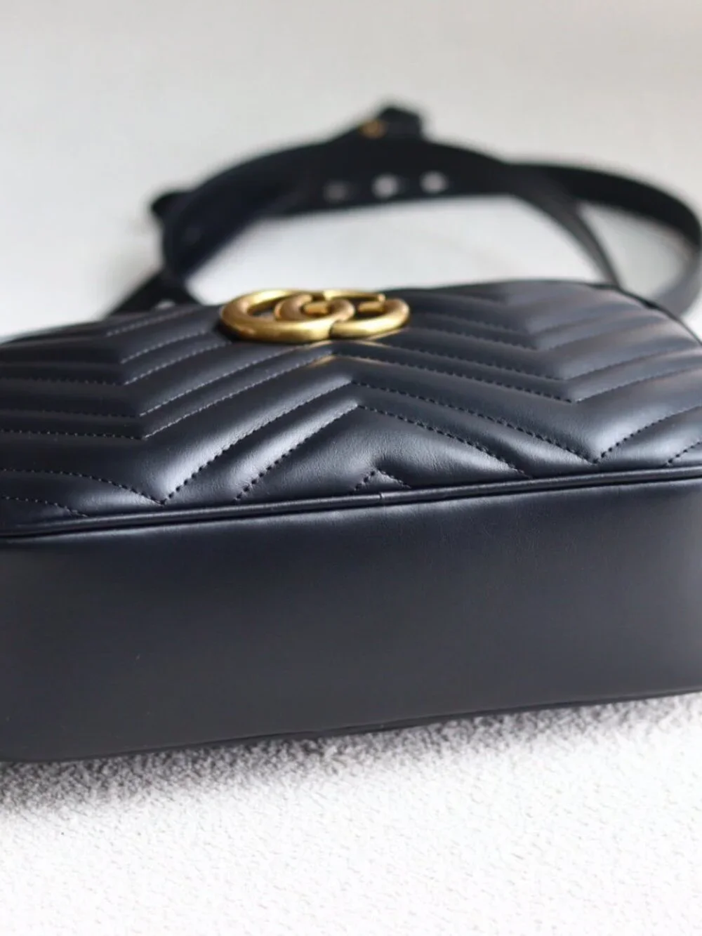 Gucci Bag - Picture 5 of 9